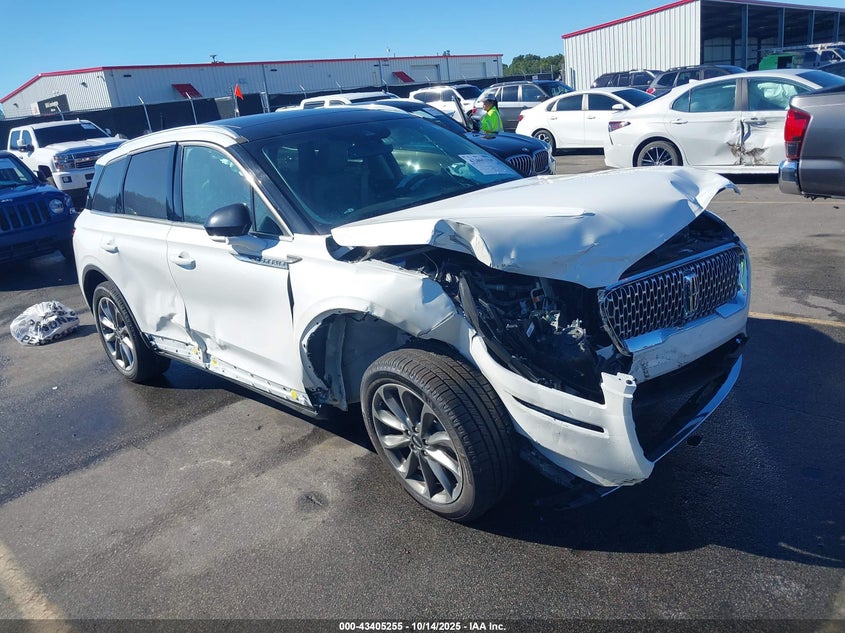 LINCOLN CORSAIR STANDARD