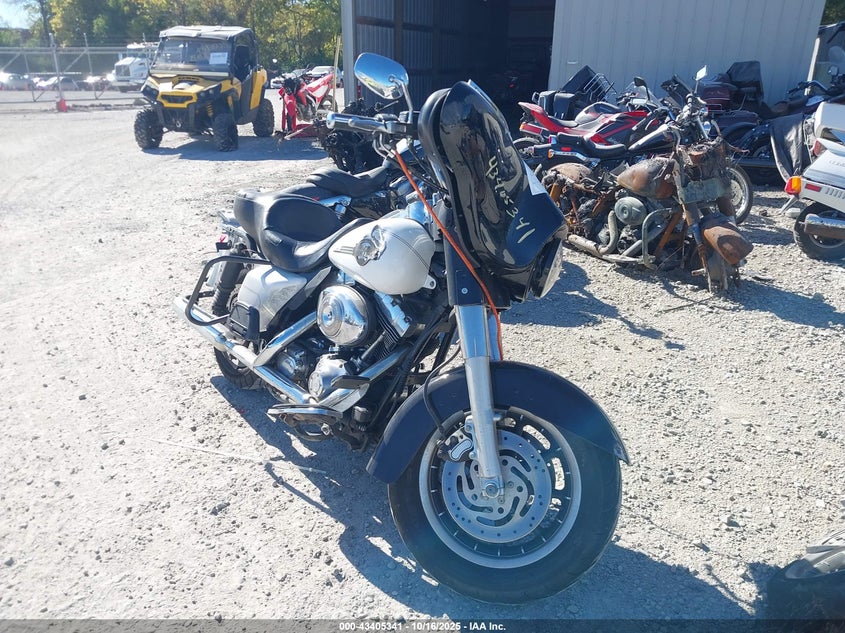 2006 HARLEY-DAVIDSON FLHTCUI SHRINE - 1HD1FLW156Y665408