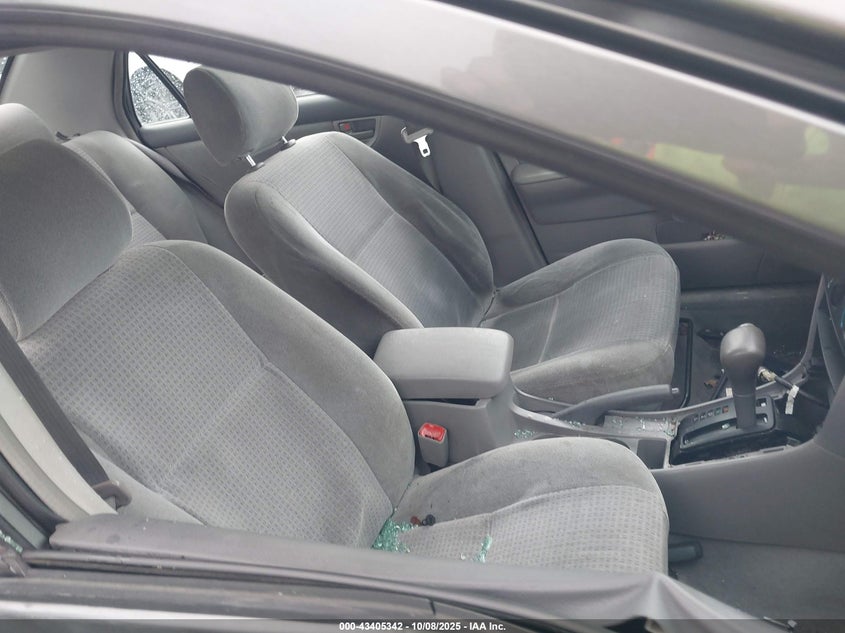 2T1BR32E65C329632 2005 TOYOTA COROLLA photo no. 5