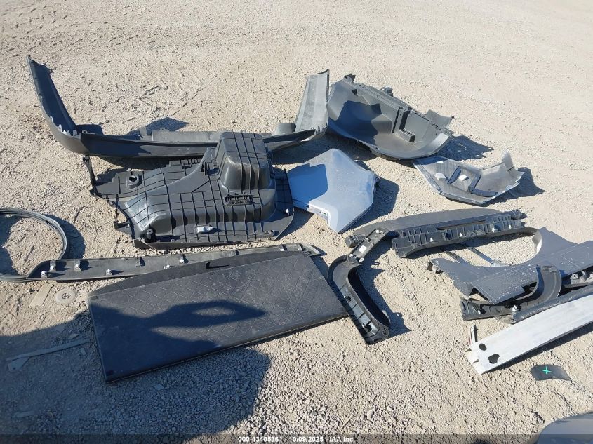 2019 Toyota Rav4 Le VIN: JTMG1RFV6KD046995 Lot: 43405361