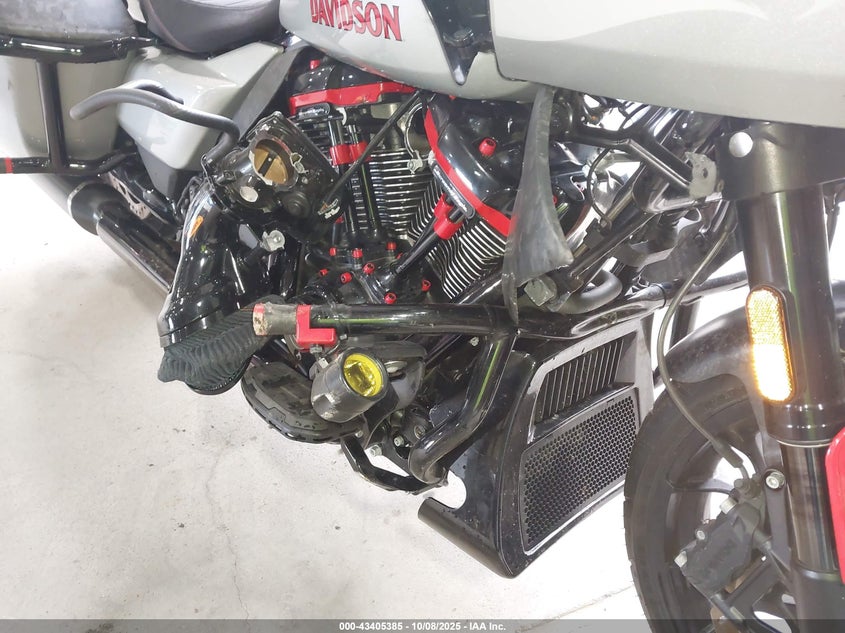 2025 Harley-Davidson Fltrxstse VIN: 1HD1TL818SB952163 Lot: 43405385