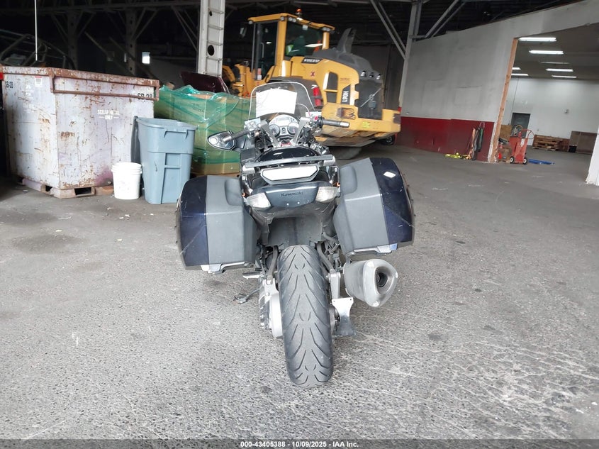 2010 Kawasaki Zg1400 C VIN: JKBZGNC10AA000828 Lot: 43405388