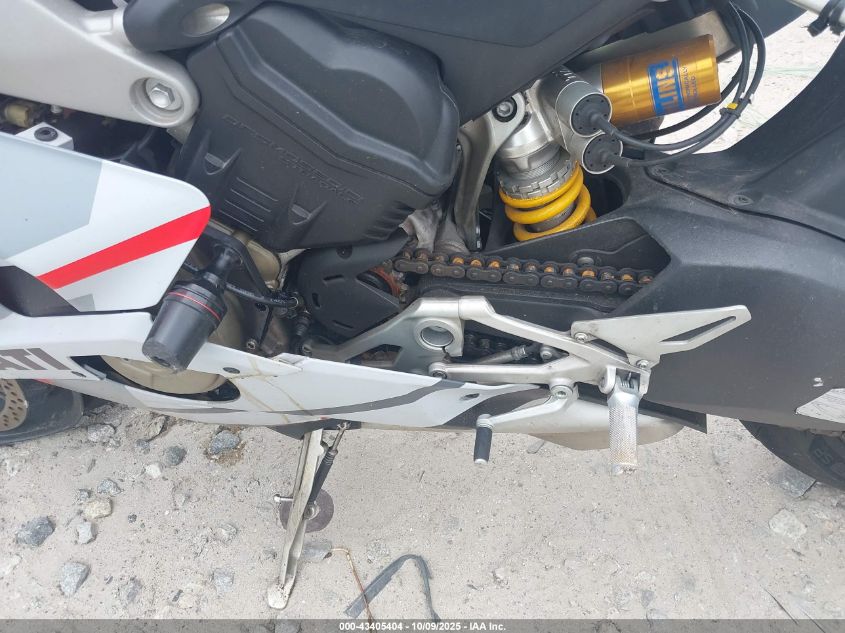 2019 Ducati Panigale V4/V4S/V4S Speciale VIN: ZDMDAGNW9KB011420 Lot: 43405404