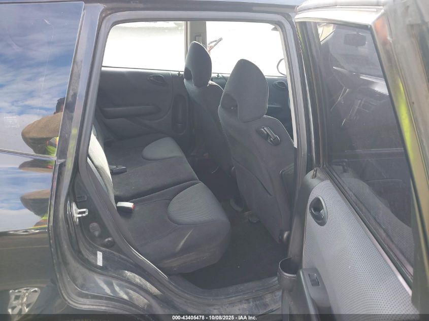 2007 Honda Fit VIN: JHMGD38437S063800 Lot: 43405478