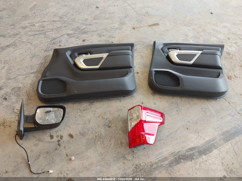1N6AA1EEXNN107009 2022 NISSAN TITAN photo no. 12