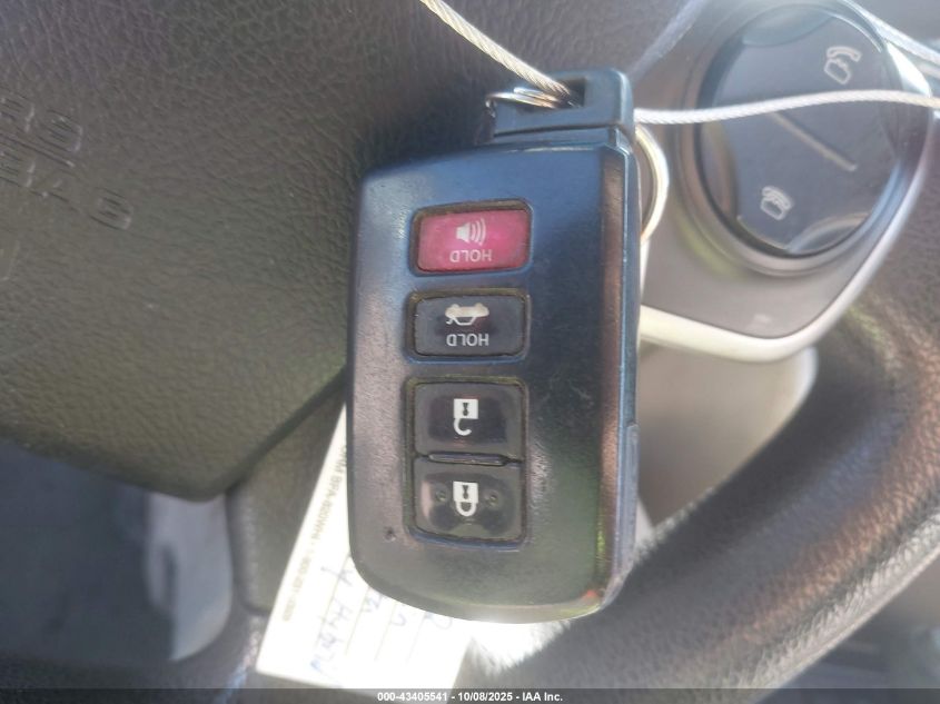 2013 Toyota Camry Hybrid Le VIN: 4T1BD1FK2DU093299 Lot: 43405541