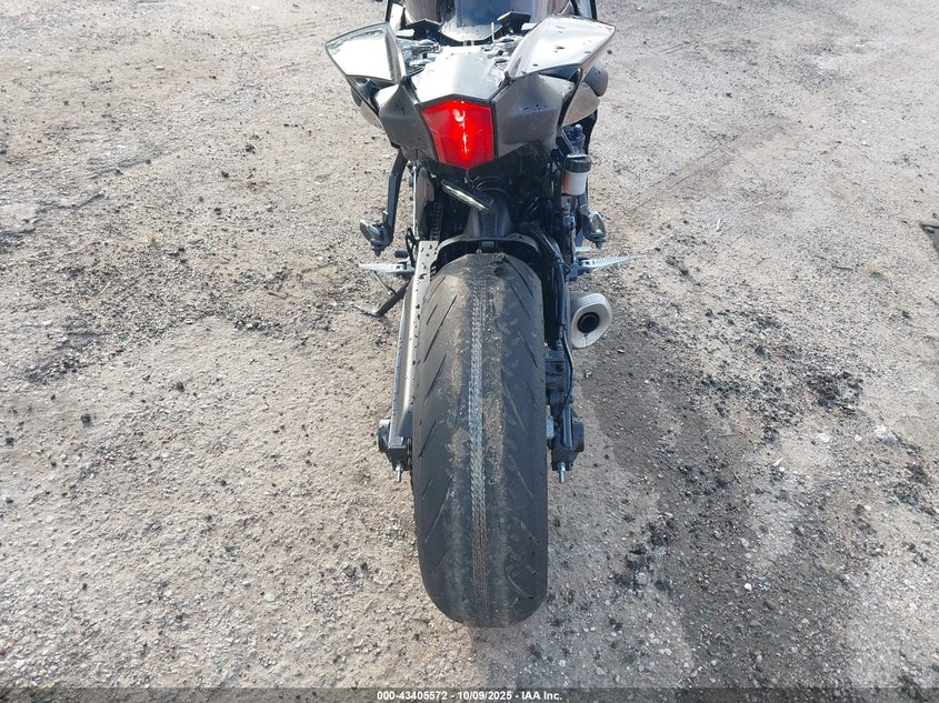 2025 Yamaha Yzfr7 VIN: JYARM38E5SA017432 Lot: 43405572