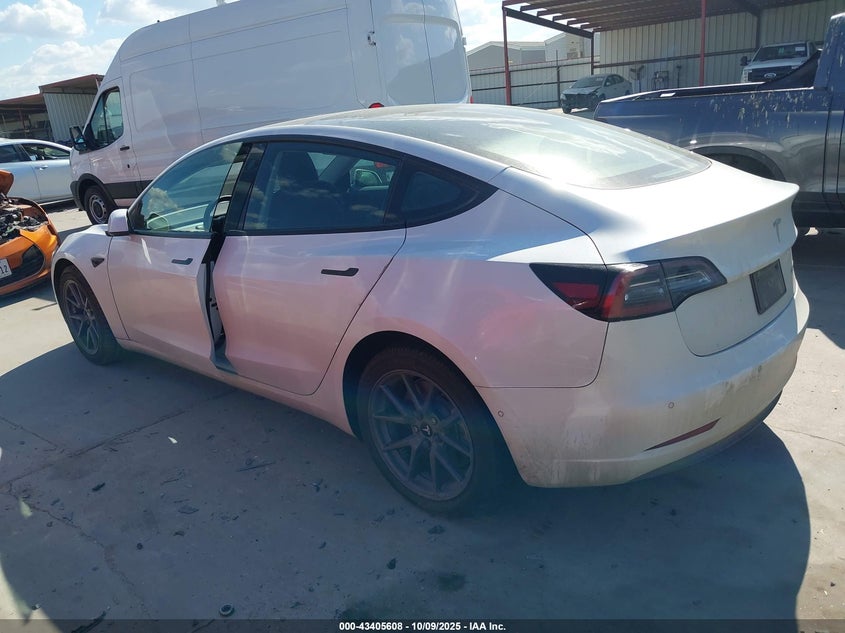 2021 Tesla Model 3 Long Range Dual Motor All-Wheel Drive VIN: 5YJ3E1EB2MF872377 Lot: 43405608