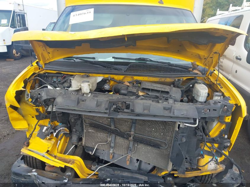 2018 GMC Savana Cutaway Work Van VIN: 7GZ37TCG1JN901484 Lot: 43405639