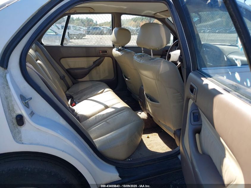 1996 Toyota Camry Dx/Le/Xle VIN: JT2BG12K0T0349441 Lot: 43405643