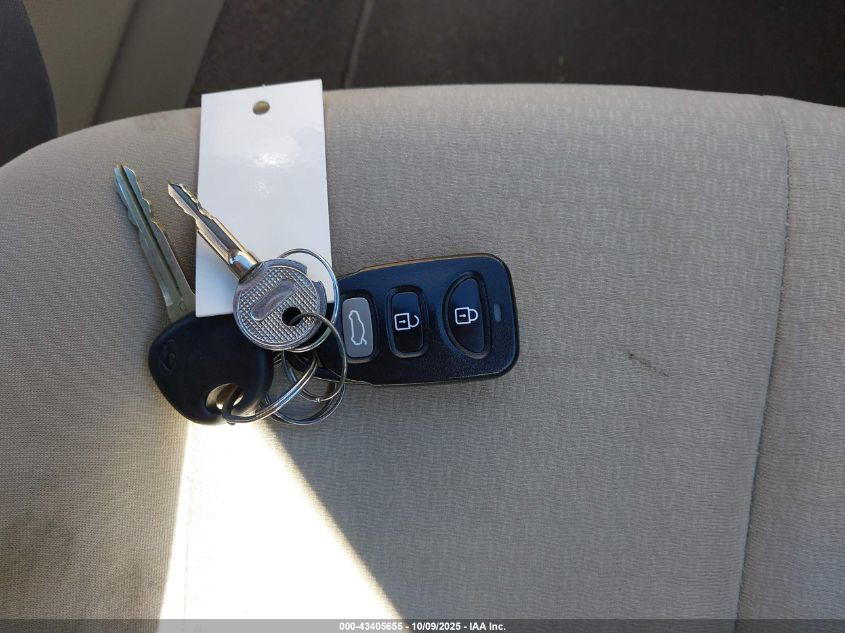 2008 Hyundai Elantra Gls/Se VIN: KMHDU46D08U478832 Lot: 43405655