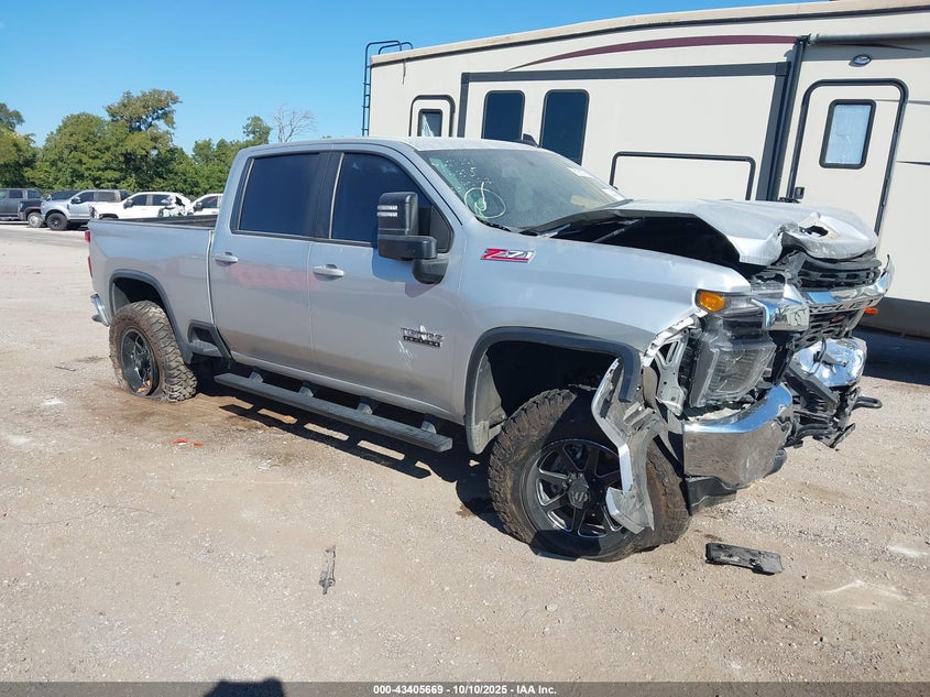 CHEVROLET SILVERADO 2500 4WD STANDARD BED LT