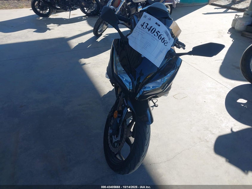 JKAEX8B14EA002092 2014 KAWASAKI NINJA photo no. 5