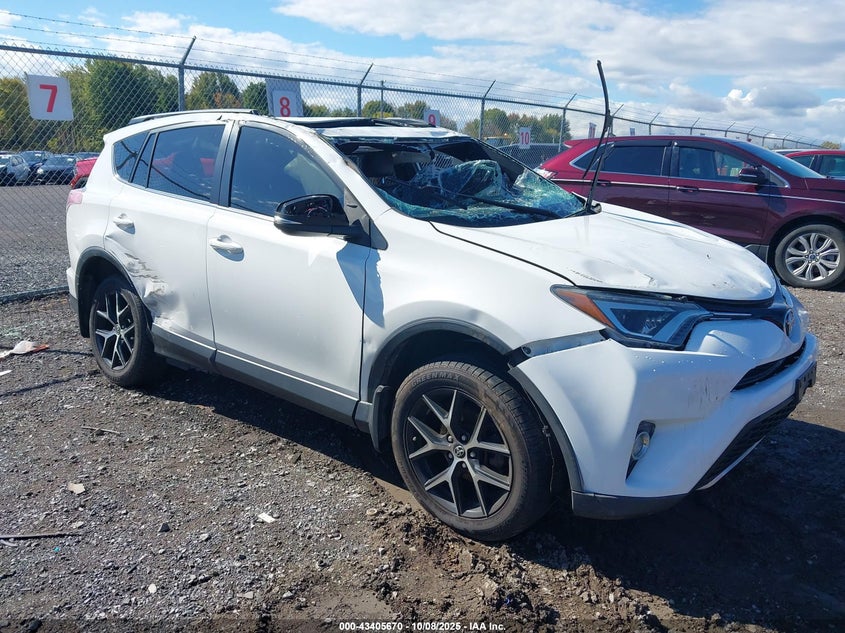 TOYOTA RAV4 SE