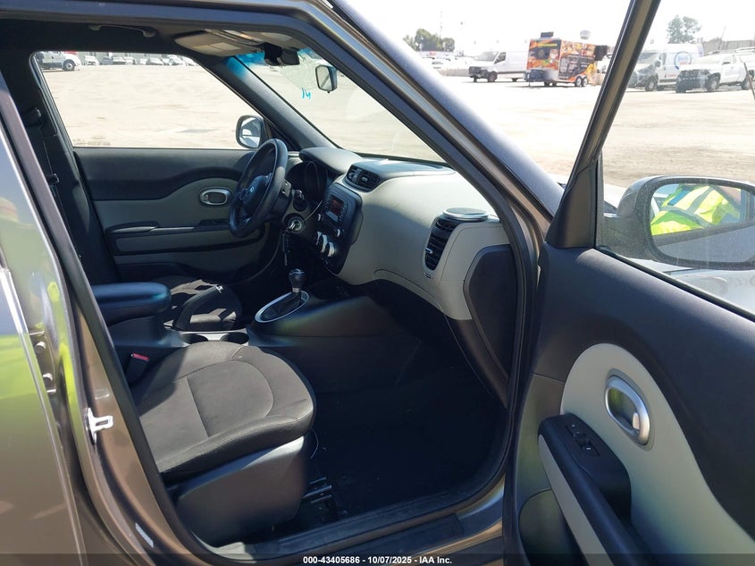 2015 KIA SOUL KNDJN2A26F7207848