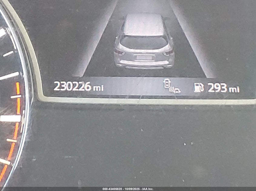 2017 NISSAN PATHFINDER SL 5N1DR2MM6HC629302