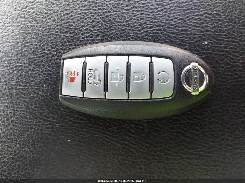 2017 NISSAN PATHFINDER SL 5N1DR2MM6HC629302