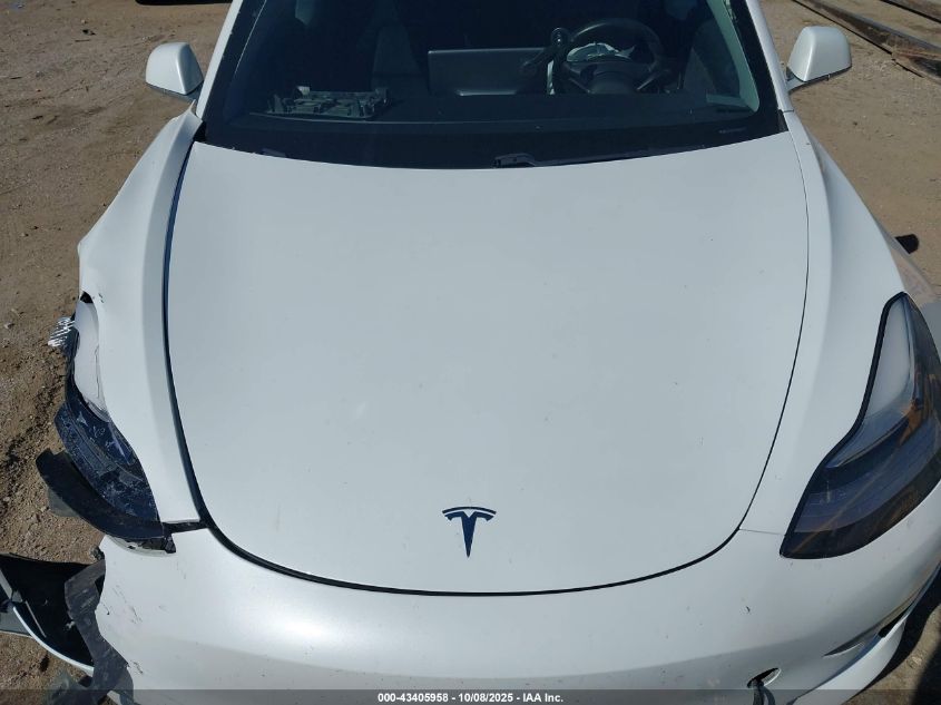 2018 Tesla Model 3 Long Range/Performance VIN: 5YJ3E1EB5JF067193 Lot: 43405958