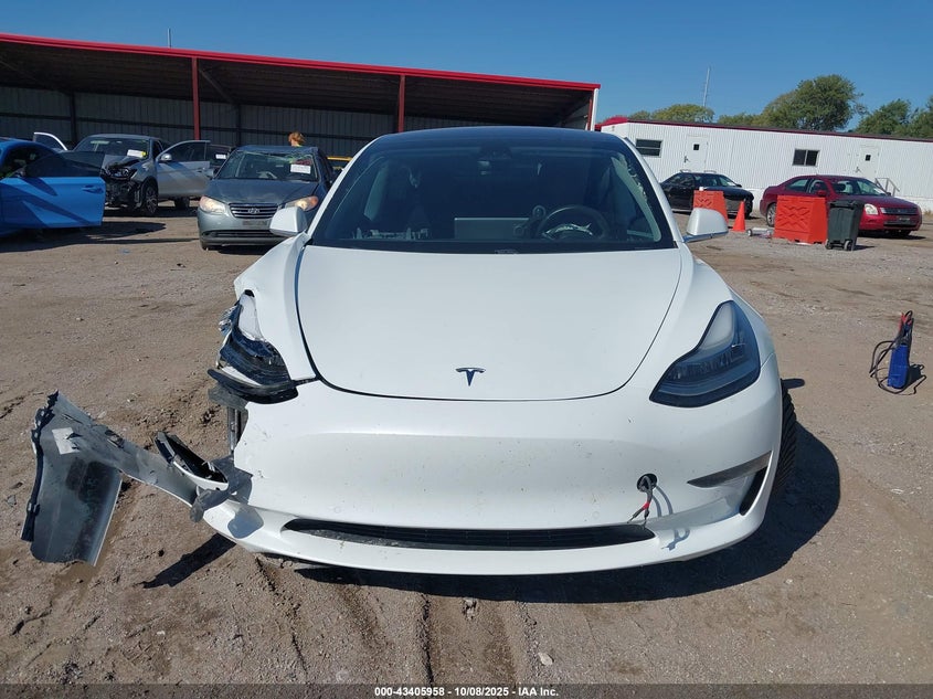 2018 Tesla Model 3 Long Range/Performance VIN: 5YJ3E1EB5JF067193 Lot: 43405958