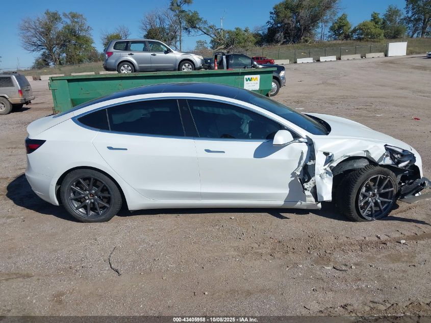 2018 Tesla Model 3 Long Range/Performance VIN: 5YJ3E1EB5JF067193 Lot: 43405958