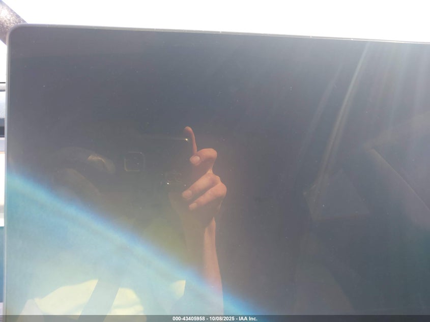 2018 Tesla Model 3 Long Range/Performance VIN: 5YJ3E1EB5JF067193 Lot: 43405958