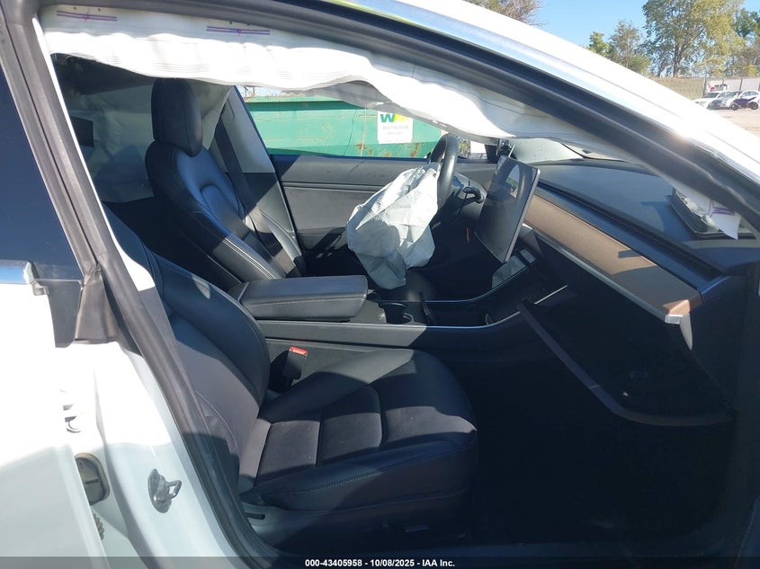 5YJ3E1EB5JF067193 2018 TESLA MODEL 3 photo no. 5