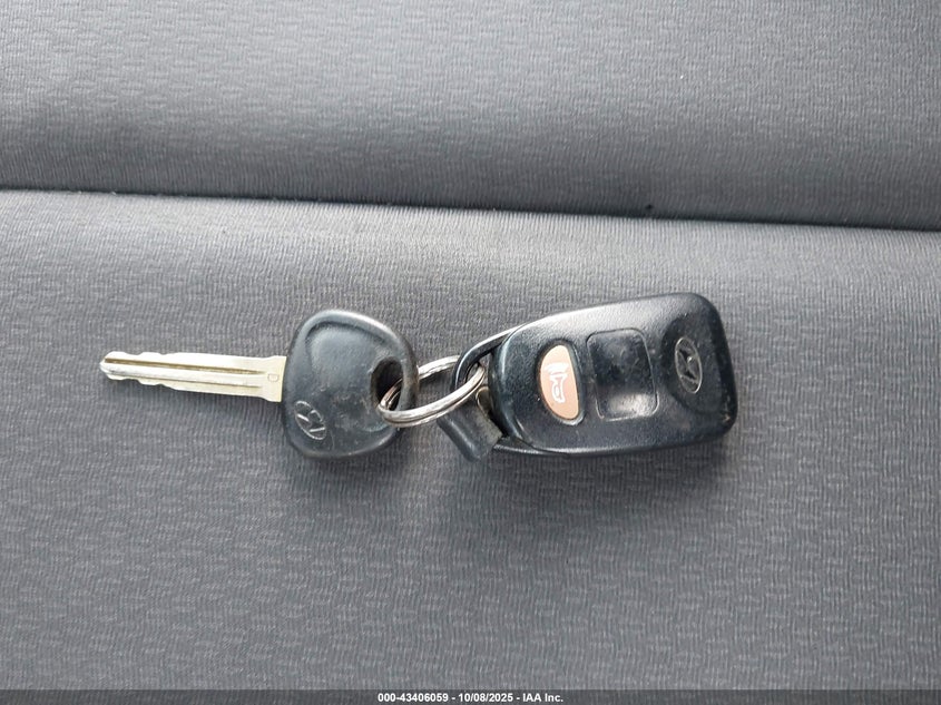 2008 Hyundai Elantra Gls/Se VIN: KMHDU46D48U518491 Lot: 43406059