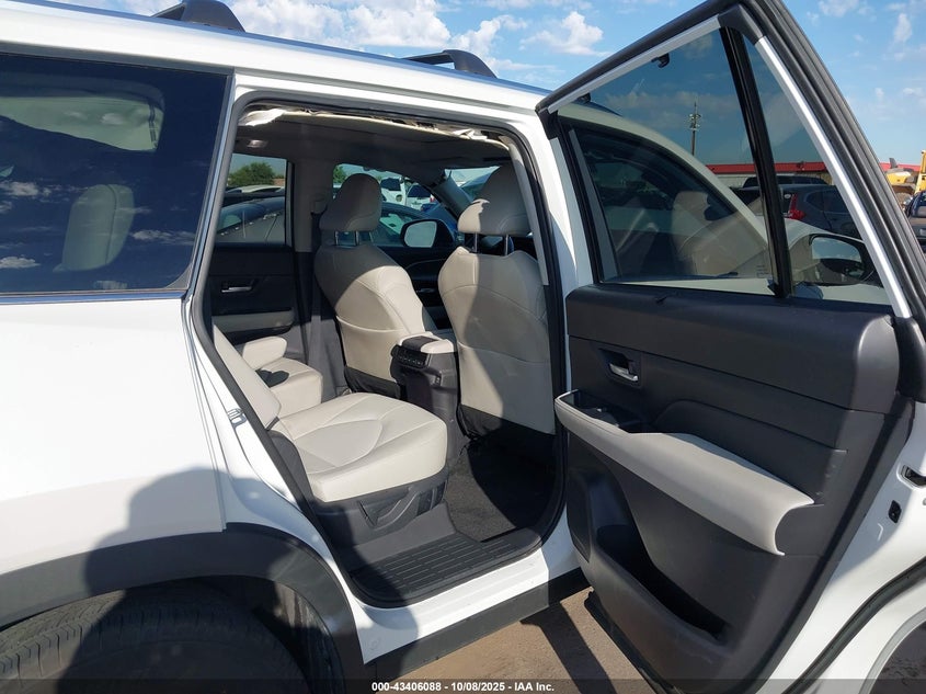 2024 Toyota Highlander 2.4 Lander Xle White Lot 111043406088 Vin 5TDAAAA55RS010065