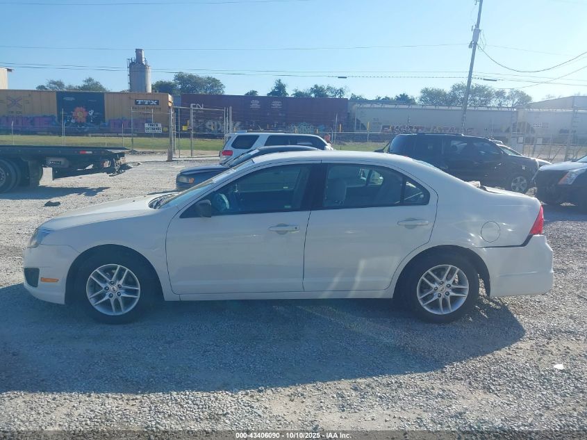 2012 Ford Fusion S VIN: 3FAHP0GA0CR270532 Lot: 43406090