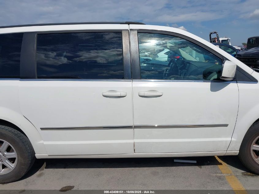 2010 Chrysler Town & Country Touring Plus VIN: 2A4RR8D12AR428426 Lot: 43406151