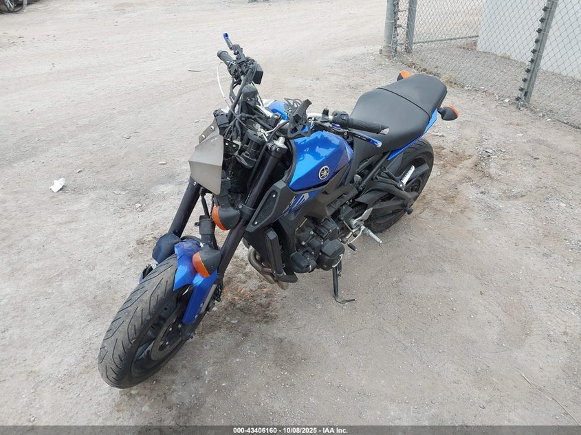 JYARN33E2GA008862 2016 YAMAHA FZ photo no. 2