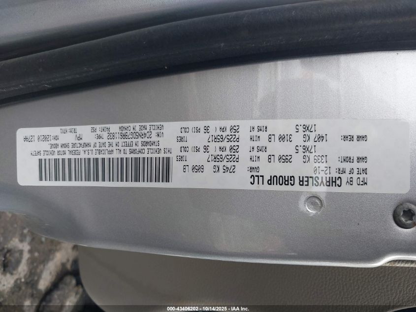 2011 Dodge Grand Caravan Crew VIN: 2D4RN5DG7BR611832 Lot: 43406202