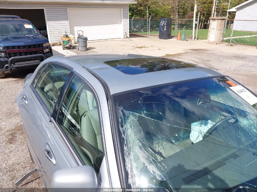 2006 Lincoln Town Car Signature Limited VIN: 1LNHM82V06Y647745 Lot: 43406279