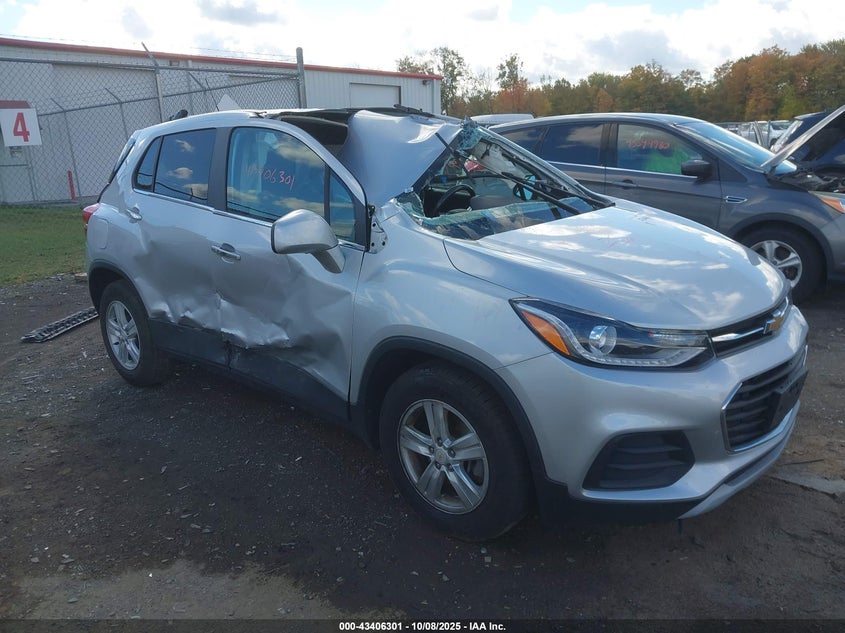 CHEVROLET TRAX FWD LT