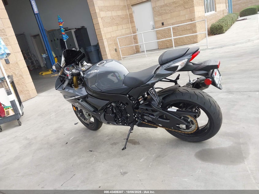 2025 Suzuki Gsx-R750 VIN: JS1GR7MA7S7101671 Lot: 43406307