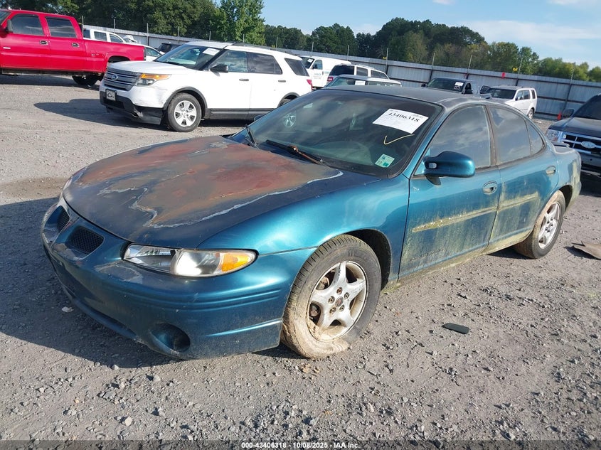 1G2WK52JX2F248235 2002 PONTIAC GRAND PRIX photo no. 2