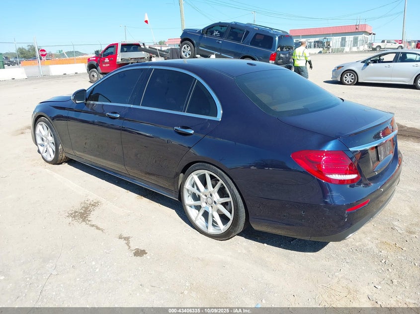 2017 Mercedes-benz E-class 2.0 E 300 4matic Blue Lot 111043406335 Vin WDDZF4KB1HA073594