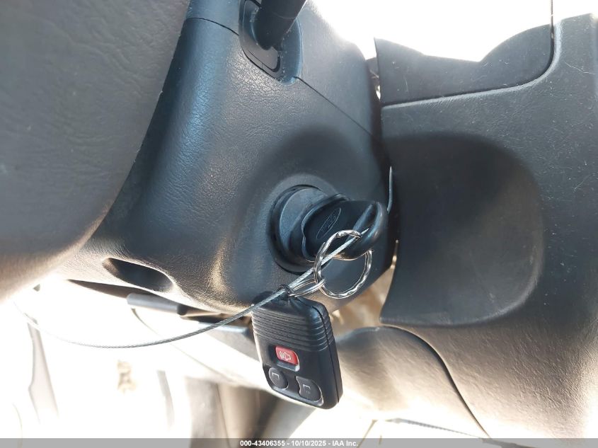 2007 Ford Escape Hybrid VIN: 1FMCU49H77KB42809 Lot: 43406355