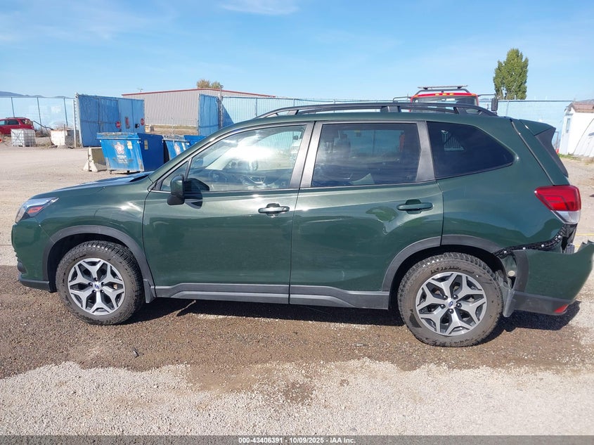 2023 SUBARU FORESTER PREMIUM JF2SKAECXPH465314