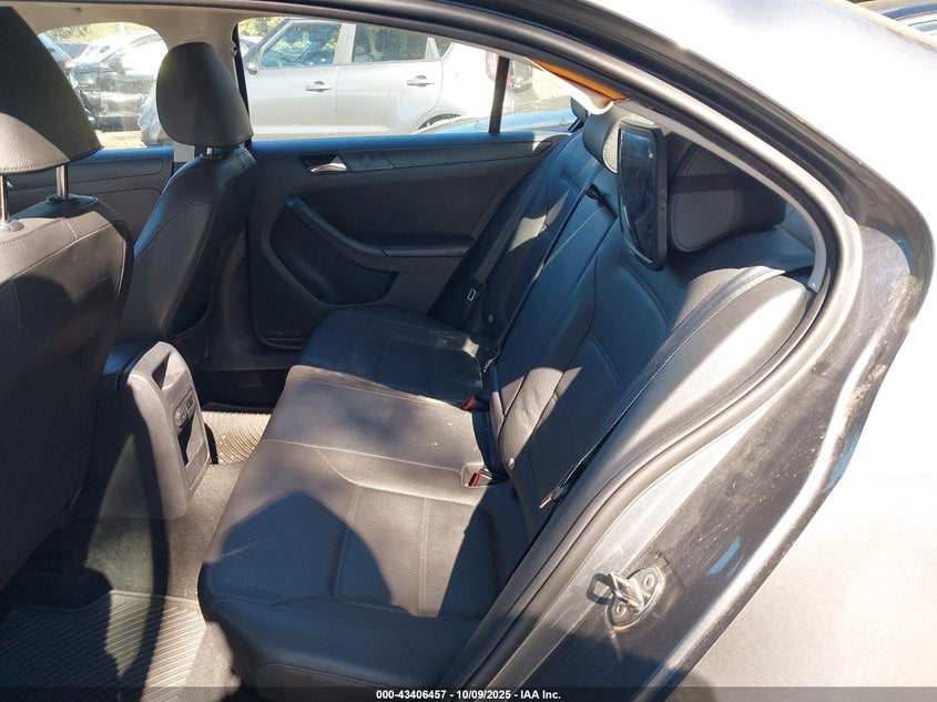 3VWDZ7AJ5BM344346 2011 VOLKSWAGEN JETTA photo no. 8