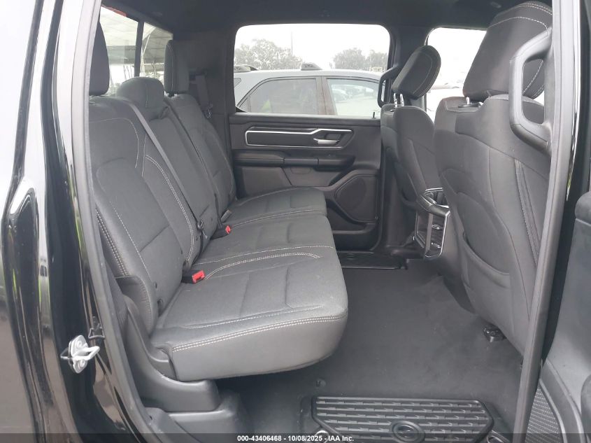 2019 Ram 1500 Big Horn/Lone Star 4X4 5'7 Box VIN: 1C6SRFFT5KN825399 Lot: 43406468