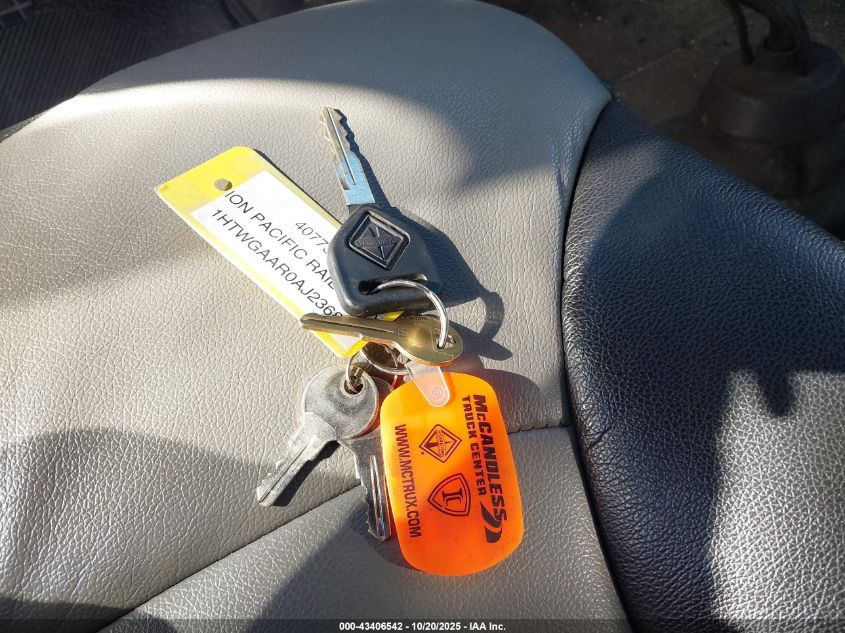 2010 International 7000 7400 VIN: 1HTWGAAR0AJ236848 Lot: 43406542