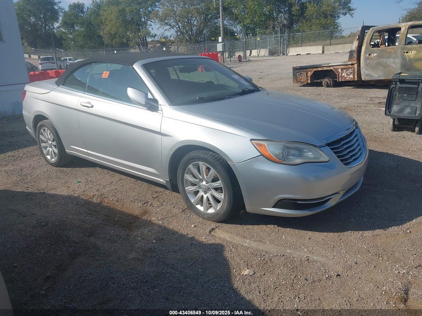 CHRYSLER 200 TOURING