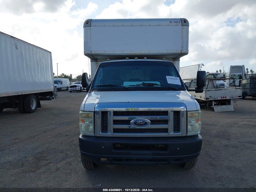 2010 Ford E-450 Cutaway VIN: 1FDXE4FS5ADA17169 Lot: 43406601