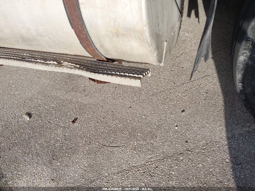 1989 International 9300 F9300 VIN: 2HSFEGURXKC024077 Lot: 43406619