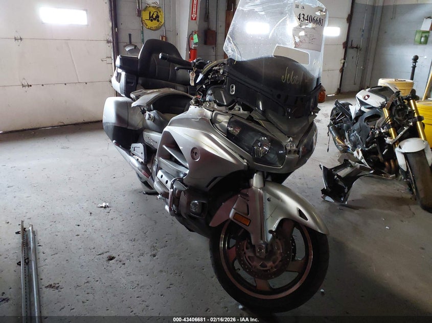 2015 HONDA GL1800 auction photo 1