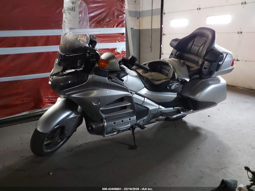 2015 HONDA GL1800 auction photo 2