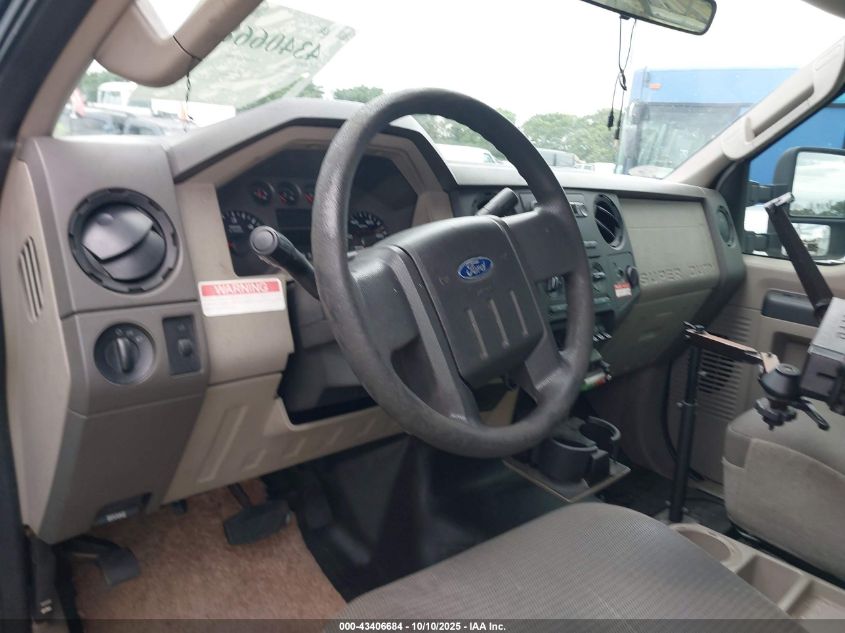 2009 Ford F-450 Chassis Xl/Xlt VIN: 1FDAF46Y09EB26555 Lot: 43406684