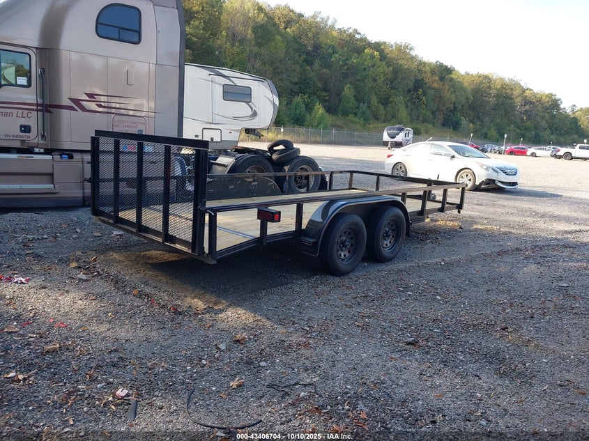 7GRBN1626SH001587 2025   photo no. 4