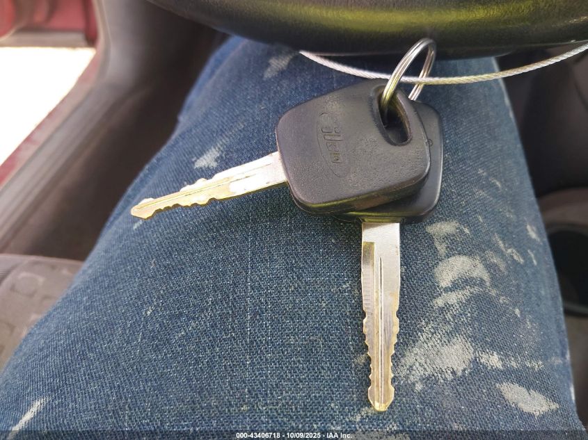 2003 Ford Focus Zx3 VIN: 3FAFP31383R108683 Lot: 43406718